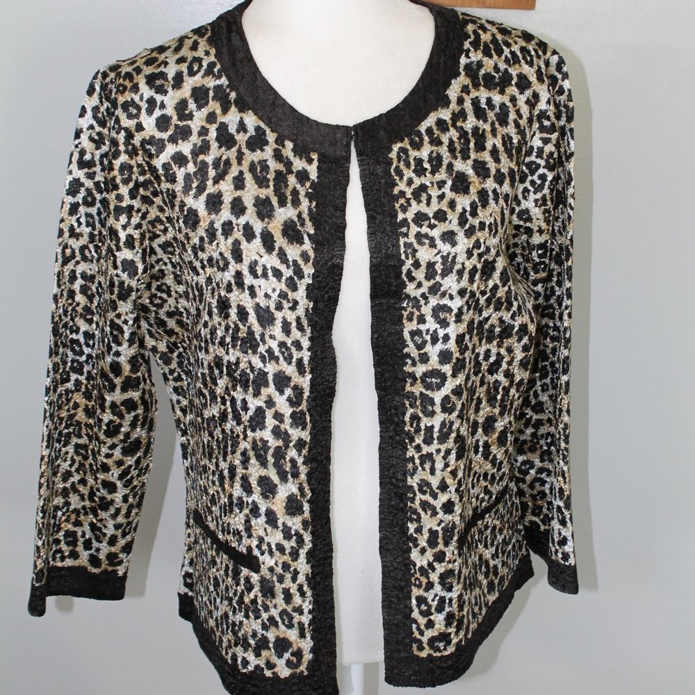 Chico's Crushed Knit 3/4 Sleeve Leopard Cardigan